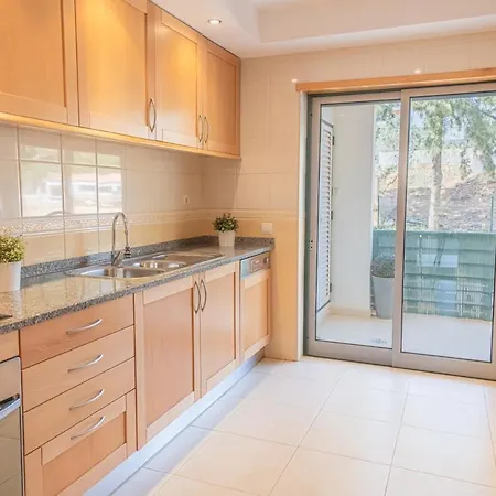 Spring I1 By The Pool Apartament